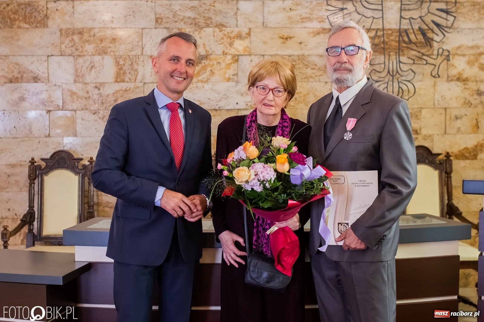 Zdjęcie w galerii na portalu naszraciborz.pl: Złote gody w raciborskim USC  wiadomości z regionu