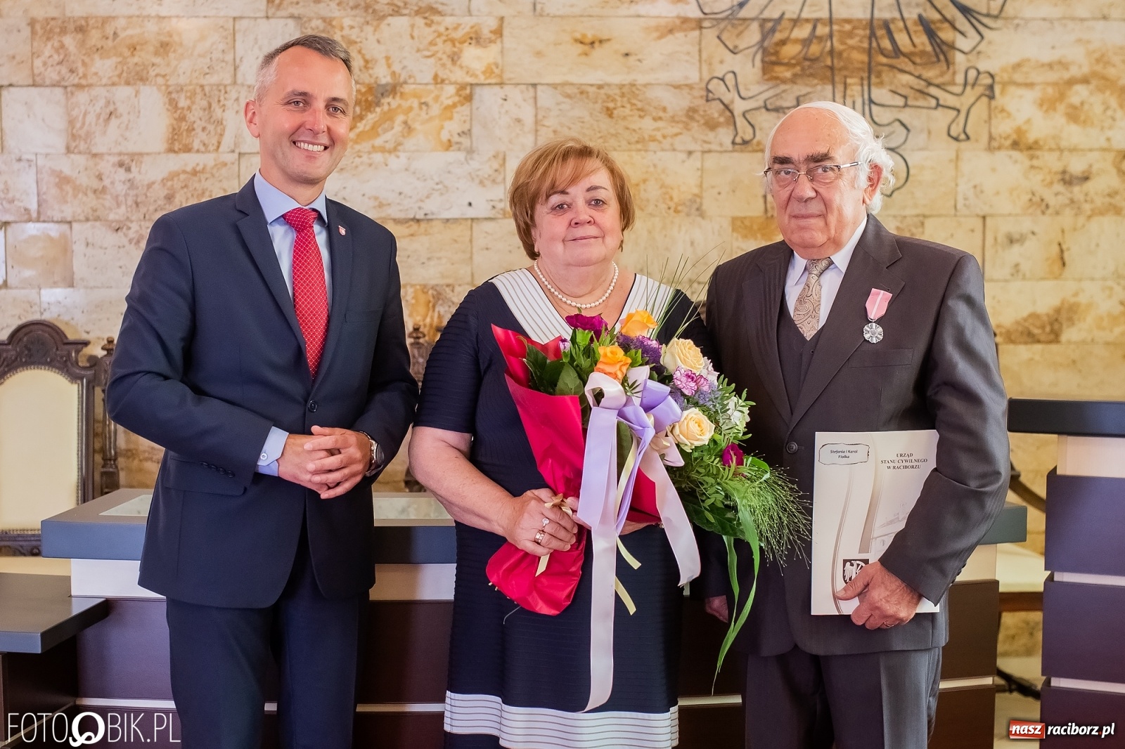 Zdjęcie w galerii na portalu naszraciborz.pl: Złote gody w raciborskim USC  wiadomości z regionu