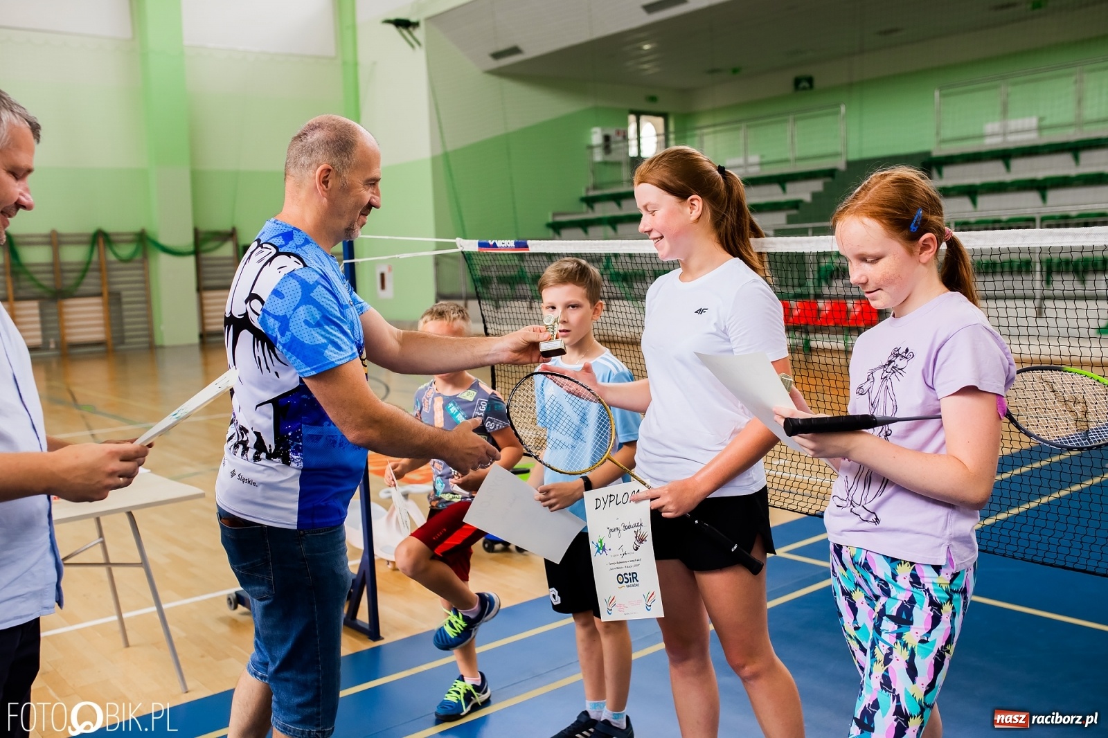 Zdjęcie w galerii na portalu naszraciborz.pl: Turniej badmintona w Arenie Rafako wiadomości z regionu
