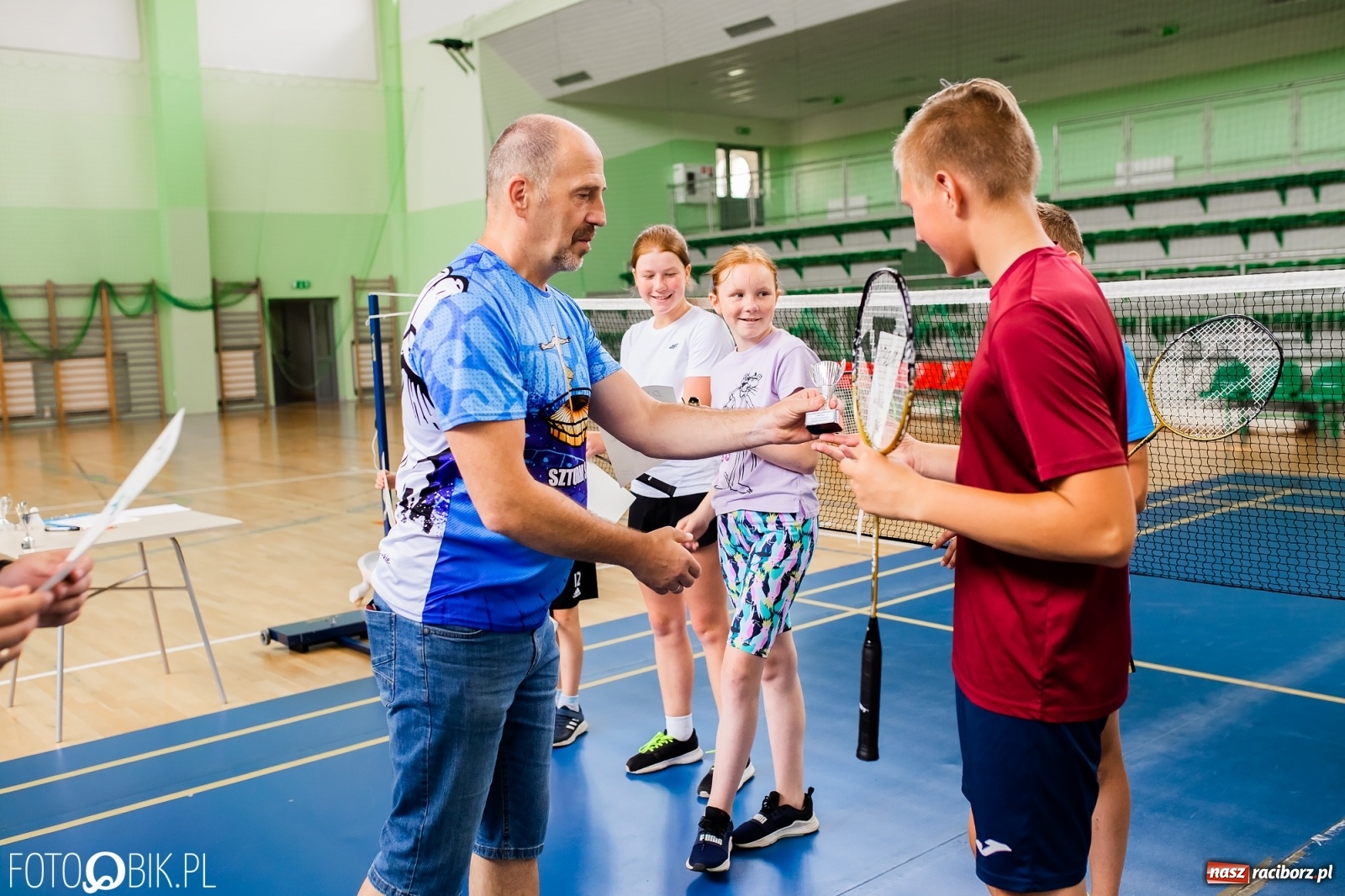 Zdjęcie w galerii na portalu naszraciborz.pl: Turniej badmintona w Arenie Rafako wiadomości z regionu