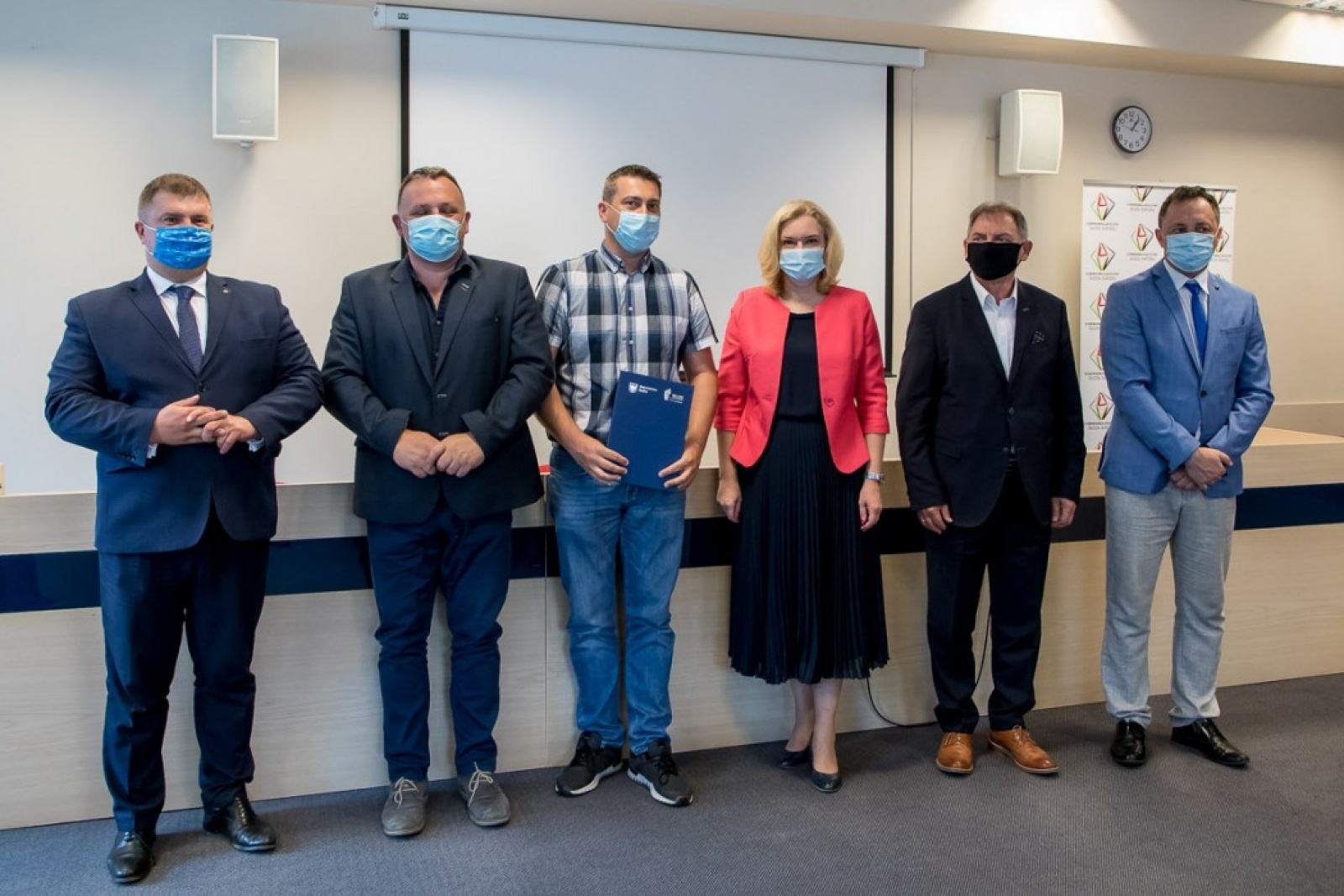 Zdjęcie w galerii na portalu naszraciborz.pl: Gminy powiatu raciborskiego otrzymały pieniądze w ramach inicjatywy sołeckiej wiadomości z regionu