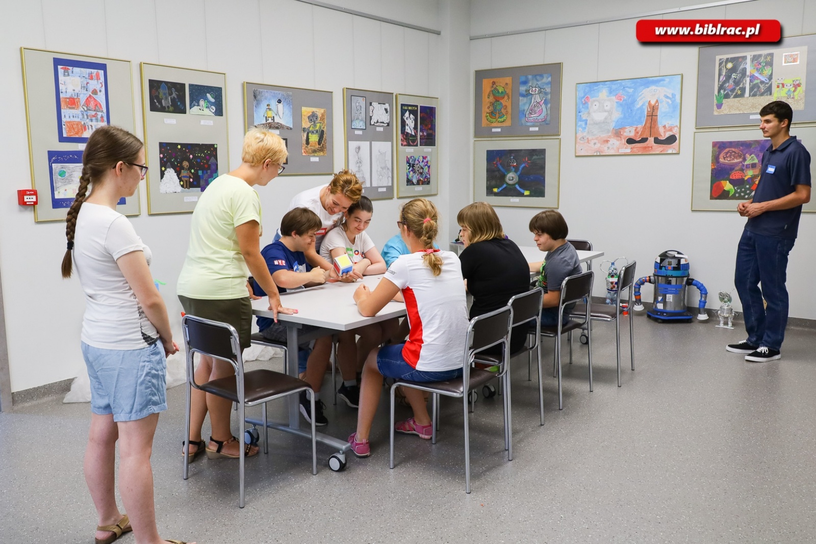 Zdjęcie w galerii na portalu naszraciborz.pl: Ruszyło Lato z biblioteką dla osób z niepełnosprawnościami wiadomości z regionu