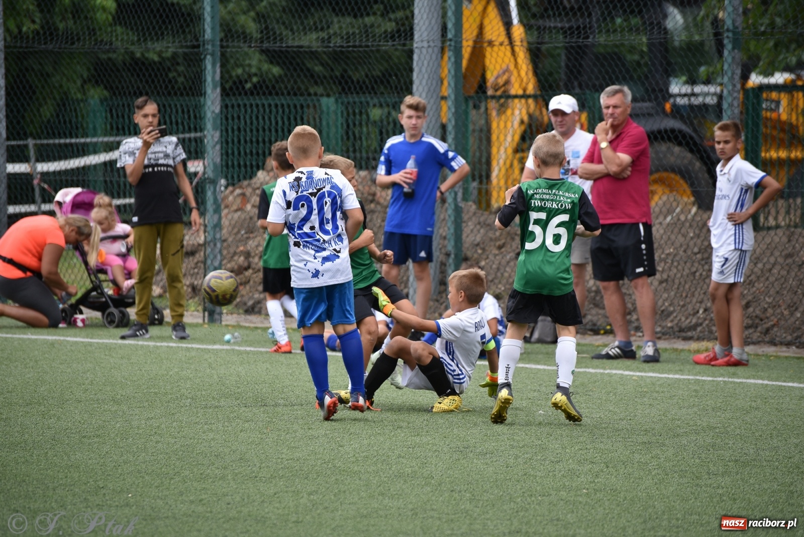 Zdjęcie w galerii na portalu naszraciborz.pl: Piłkarskie powiatowe EURO za nami. Medale rozdane [FOTO] wiadomości z regionu
