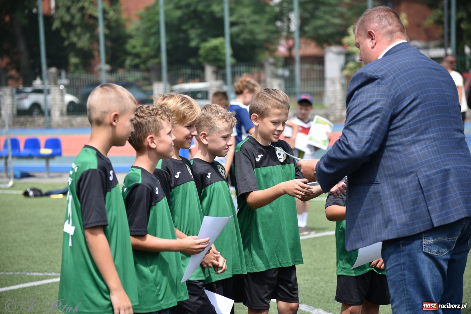 Zdjęcie w galerii na portalu naszraciborz.pl: Piłkarskie powiatowe EURO za nami. Medale rozdane [FOTO] wiadomości z regionu
