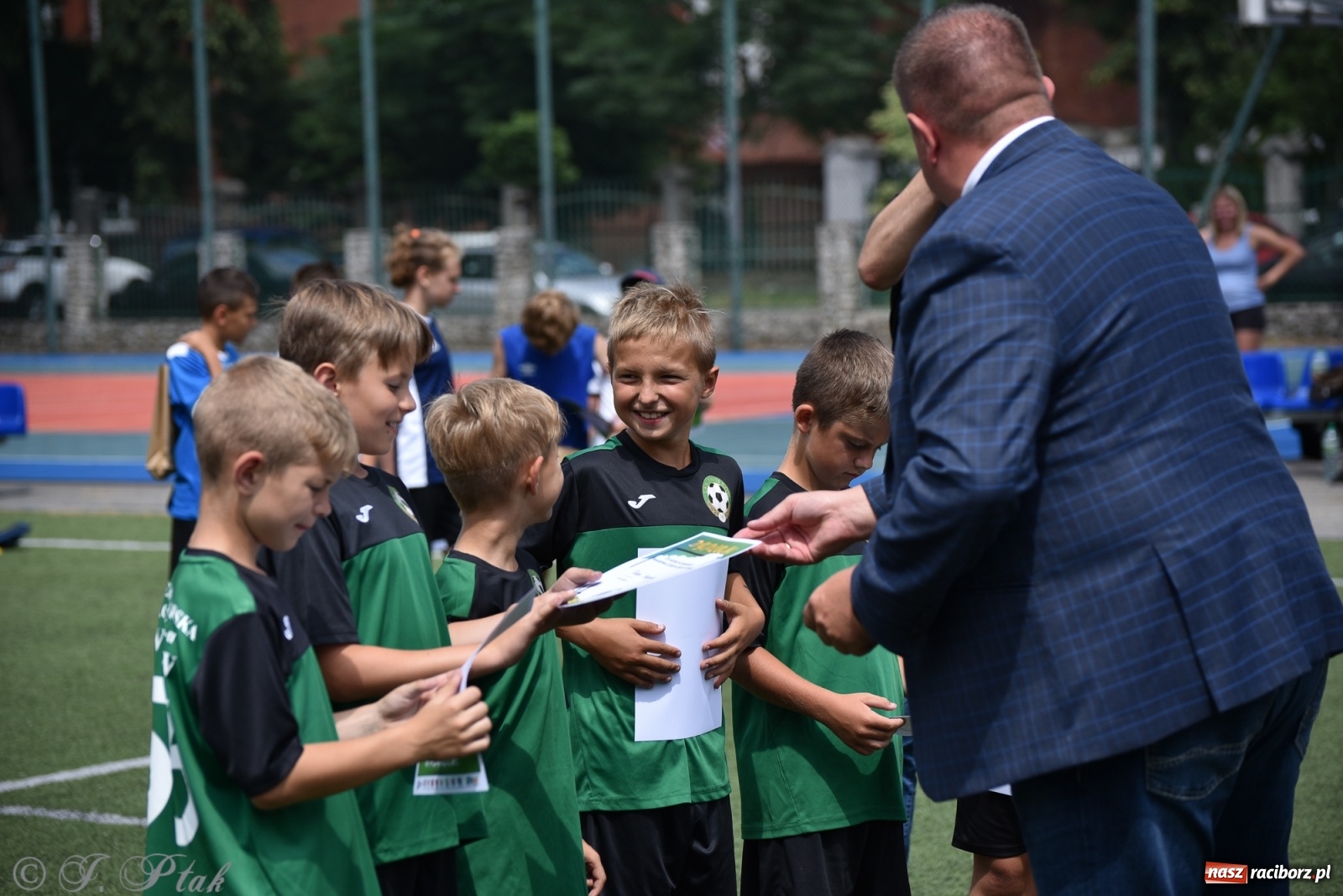 Zdjęcie w galerii na portalu naszraciborz.pl: Piłkarskie powiatowe EURO za nami. Medale rozdane [FOTO] wiadomości z regionu