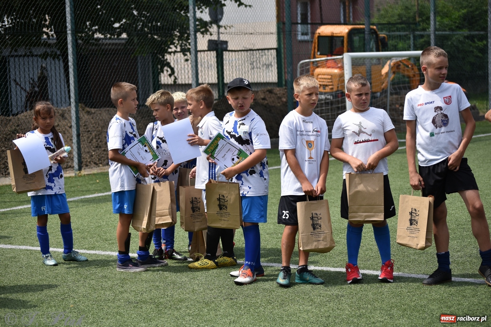 Zdjęcie w galerii na portalu naszraciborz.pl: Piłkarskie powiatowe EURO za nami. Medale rozdane [FOTO] wiadomości z regionu