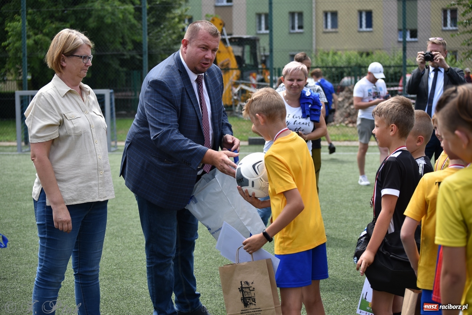 Zdjęcie w galerii na portalu naszraciborz.pl: Piłkarskie powiatowe EURO za nami. Medale rozdane [FOTO] wiadomości z regionu