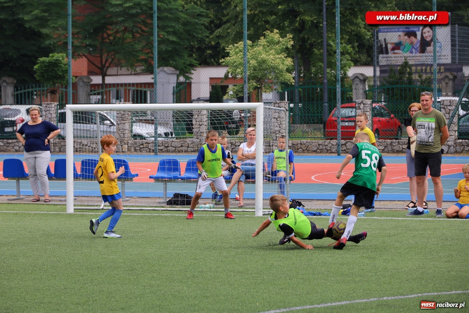 Zdjęcie w galerii na portalu naszraciborz.pl: Piłkarskie powiatowe EURO za nami. Medale rozdane [FOTO] wiadomości z regionu