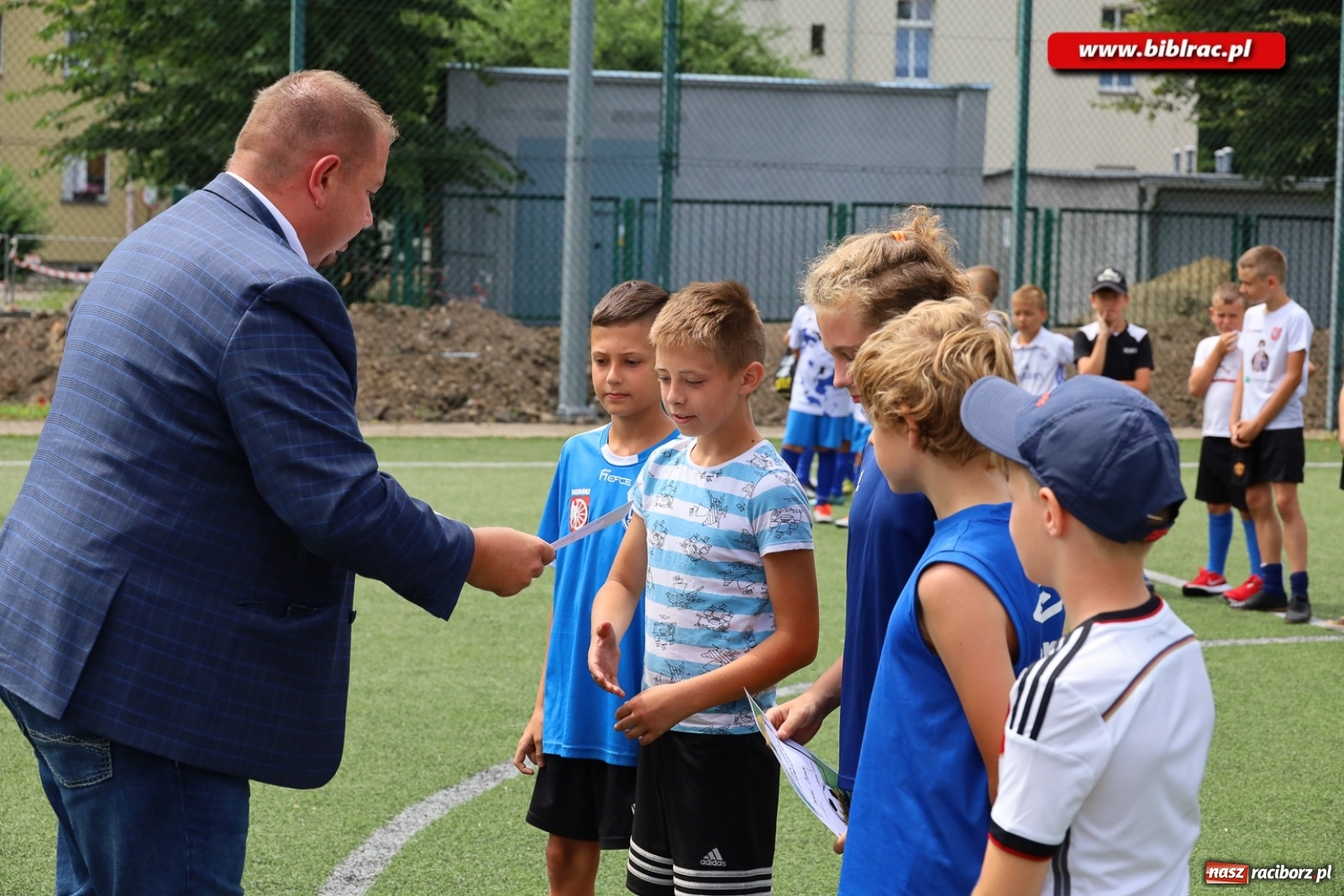 Zdjęcie w galerii na portalu naszraciborz.pl: Piłkarskie powiatowe EURO za nami. Medale rozdane [FOTO] wiadomości z regionu