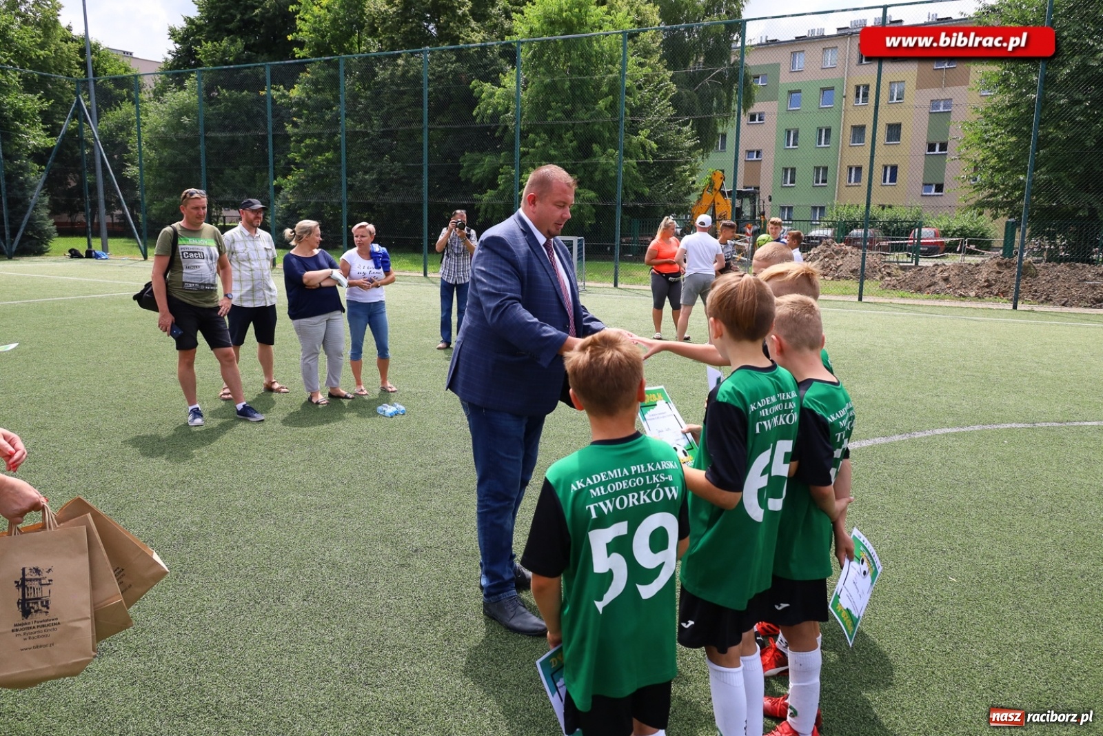Zdjęcie w galerii na portalu naszraciborz.pl: Piłkarskie powiatowe EURO za nami. Medale rozdane [FOTO] wiadomości z regionu