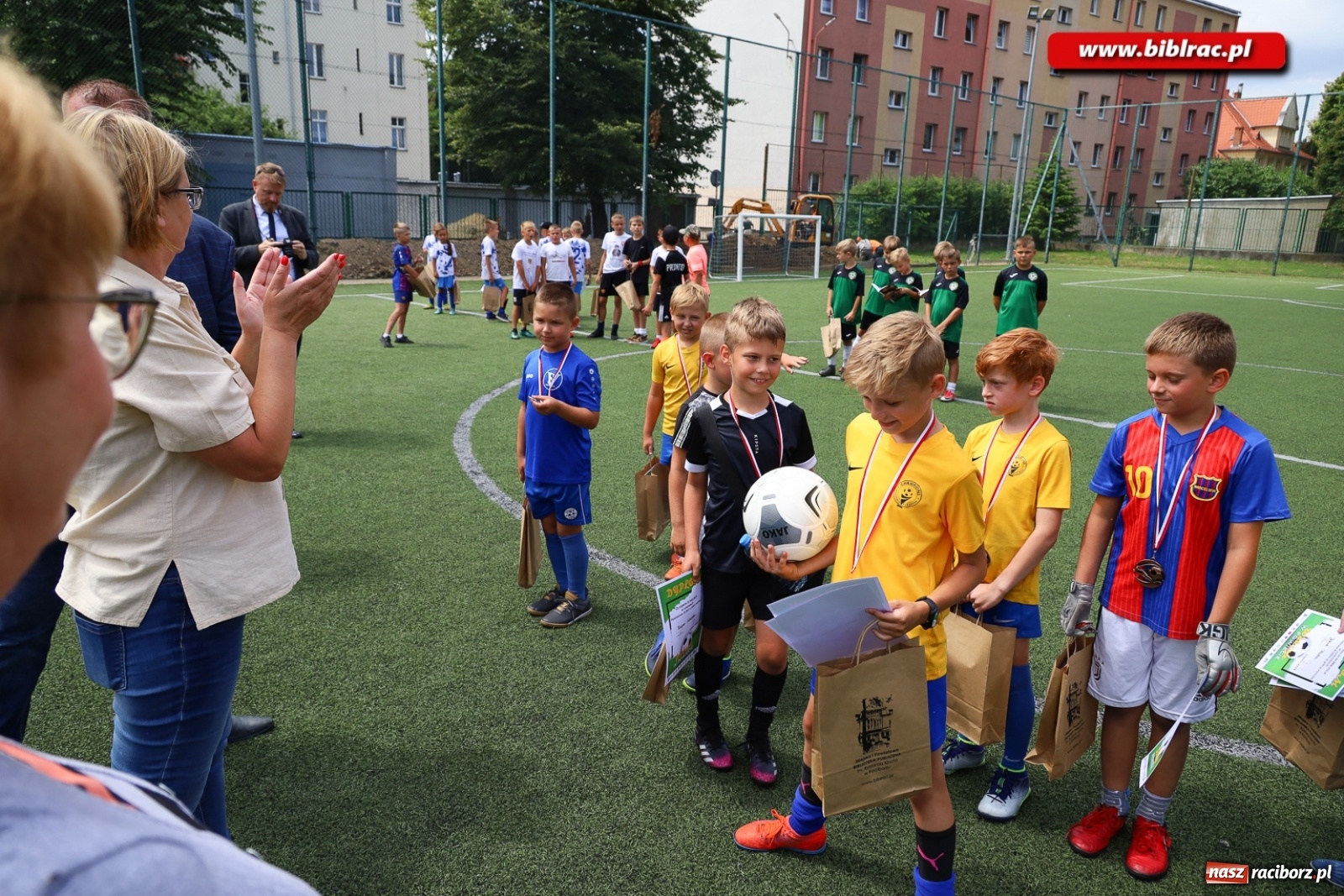 Zdjęcie w galerii na portalu naszraciborz.pl: Piłkarskie powiatowe EURO za nami. Medale rozdane [FOTO] wiadomości z regionu
