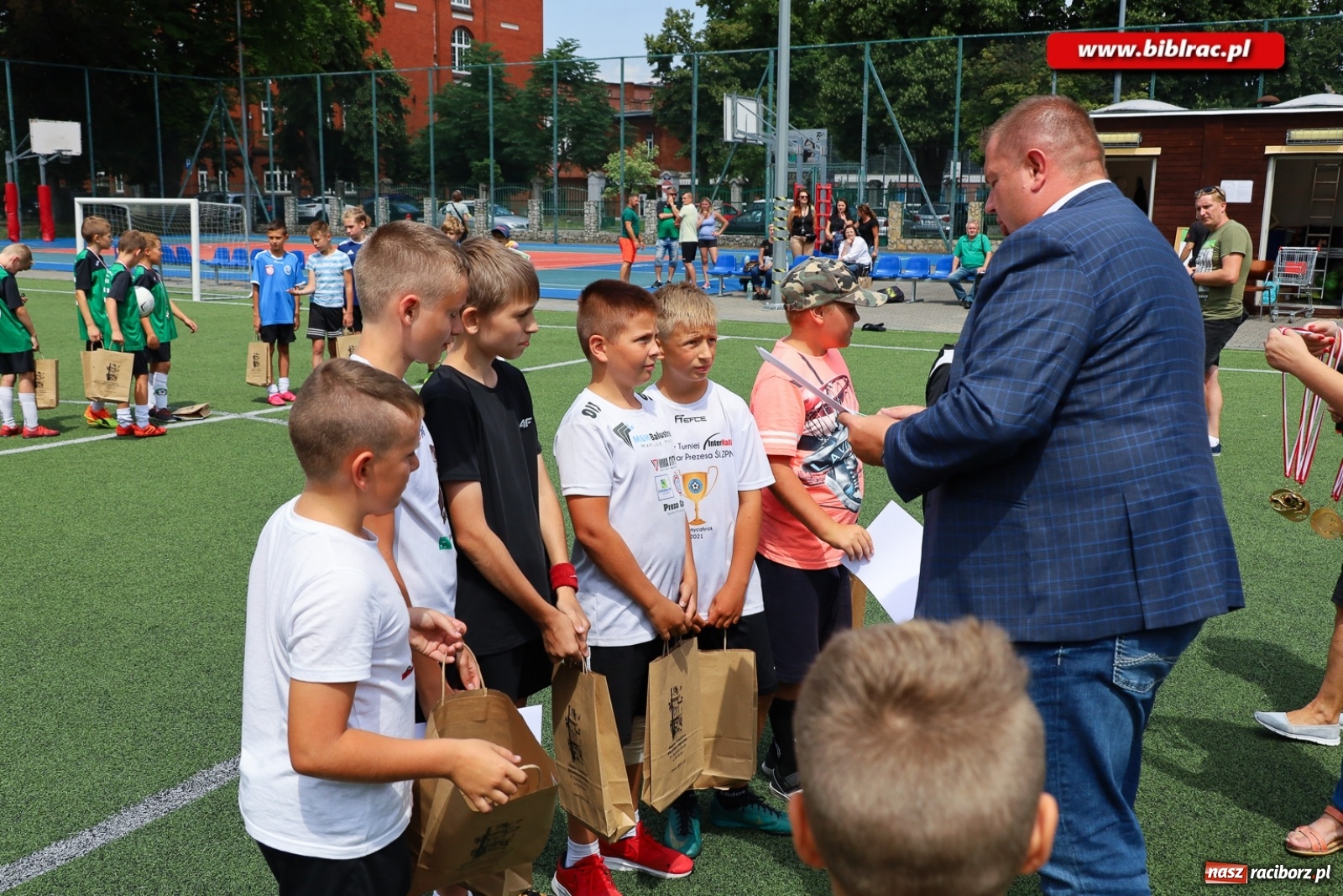 Zdjęcie w galerii na portalu naszraciborz.pl: Piłkarskie powiatowe EURO za nami. Medale rozdane [FOTO] wiadomości z regionu