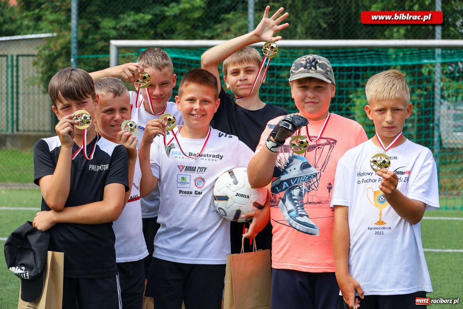 Zdjęcie w galerii na portalu naszraciborz.pl: Piłkarskie powiatowe EURO za nami. Medale rozdane [FOTO] wiadomości z regionu