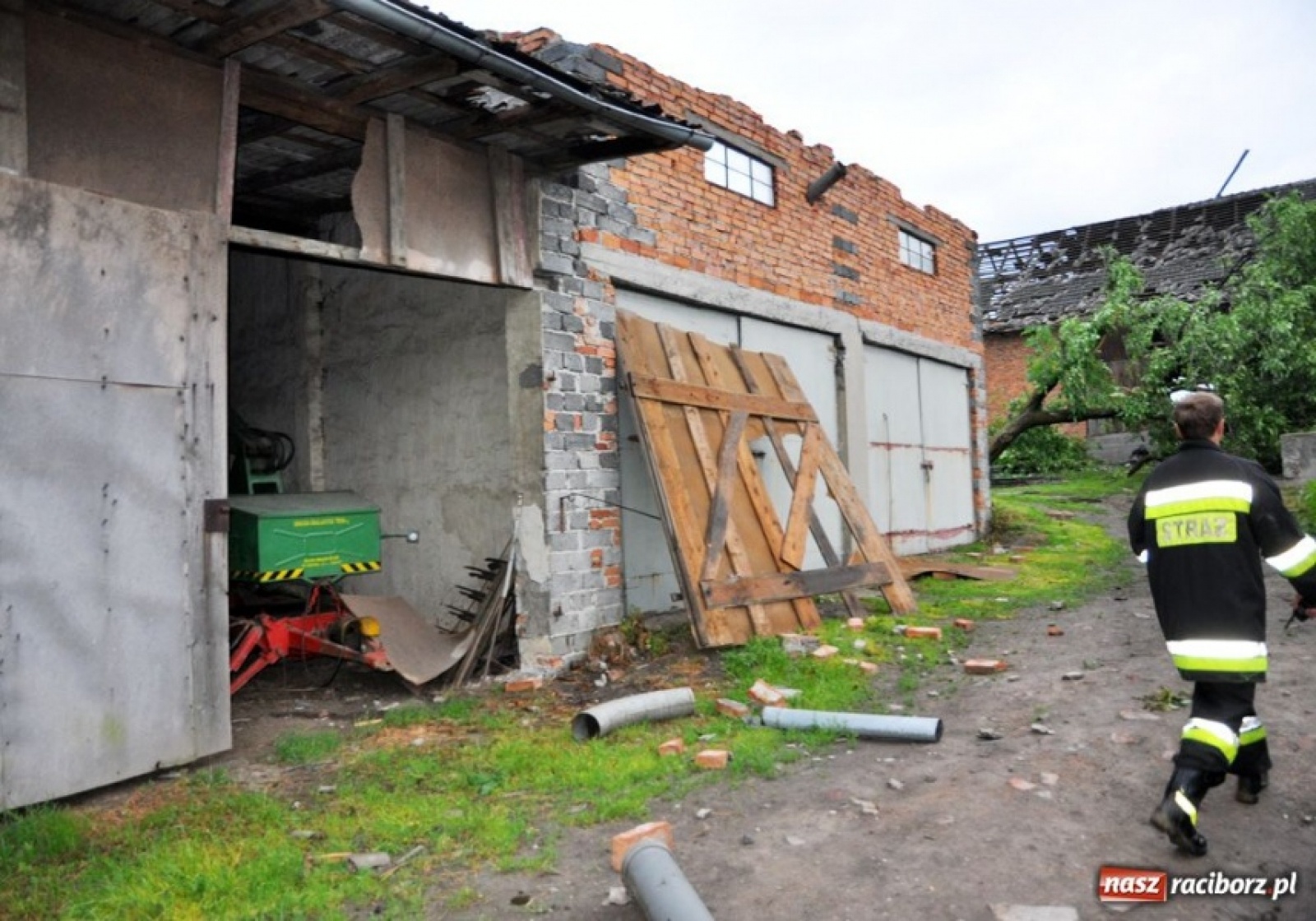 Zdjęcie w galerii na portalu naszraciborz.pl: Niebezpieczne zjawiska w Polsce i powiecie raciborskim. Co jest największym zagrożeniem? wiadomości z regionu