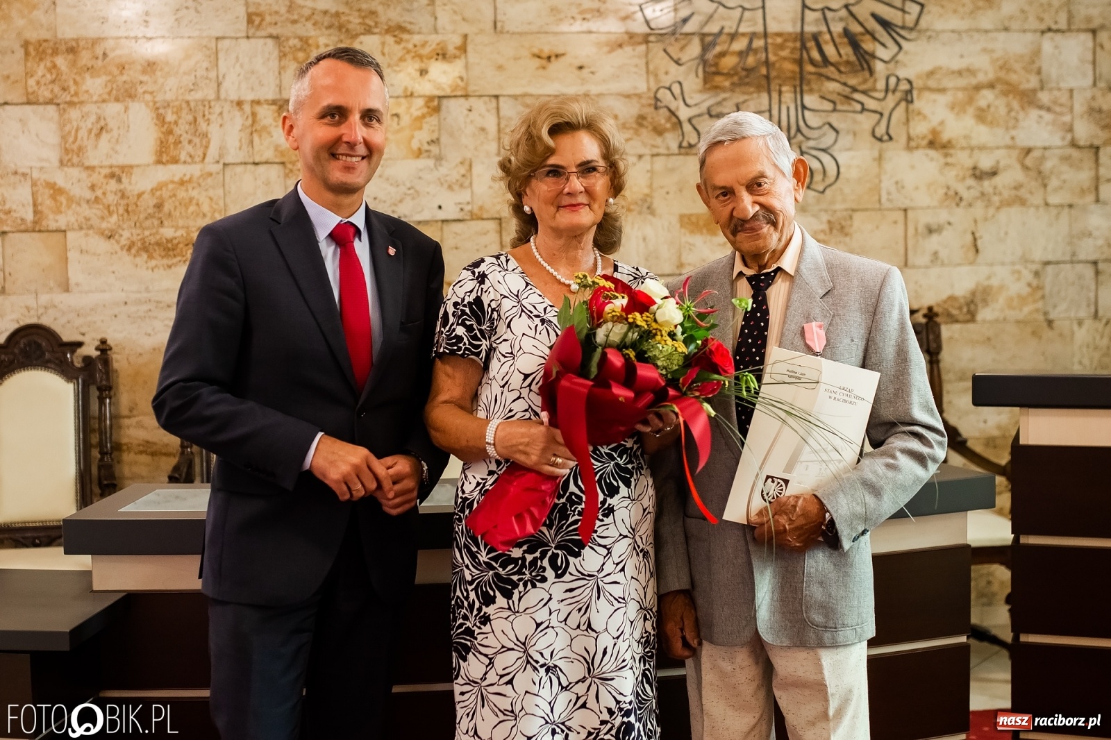 Zdjęcie w galerii na portalu naszraciborz.pl: Złote Gody w Raciborzu. Małżonkowie dziękowali sobie za 50 lat pożycia wiadomości z regionu
