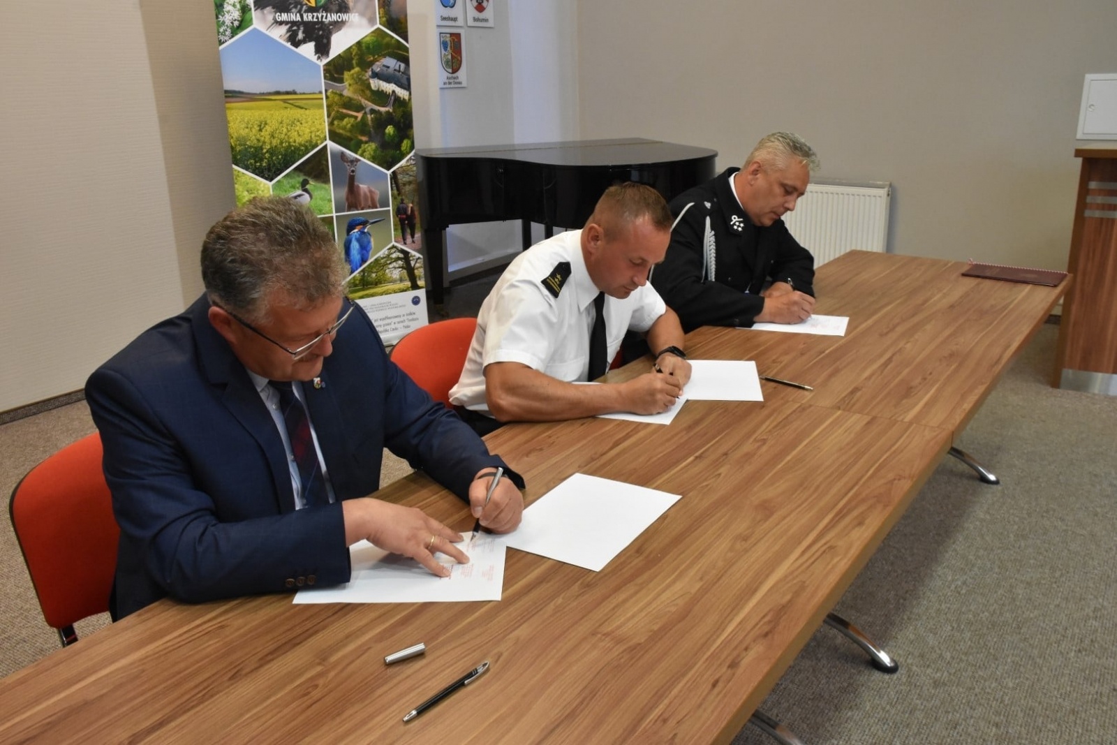 Zdjęcie w galerii na portalu naszraciborz.pl: Dwie jednostki OSP wchodzą do Krajowego Systemu Ratowniczo-Gaśniczego wiadomości z regionu