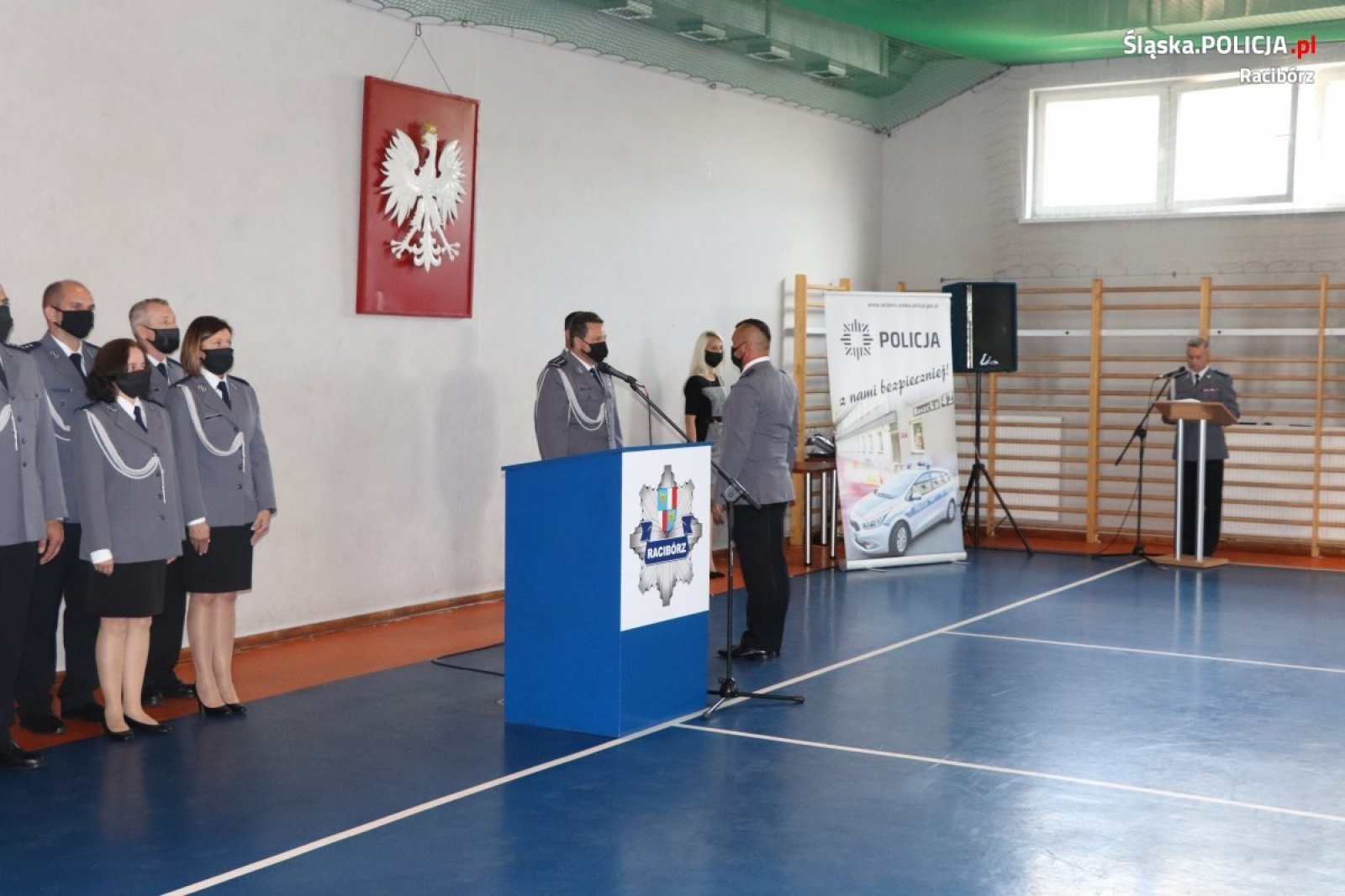 Zdjęcie w galerii na portalu naszraciborz.pl: Święto policji w raciborskiej komendzie wiadomości z regionu