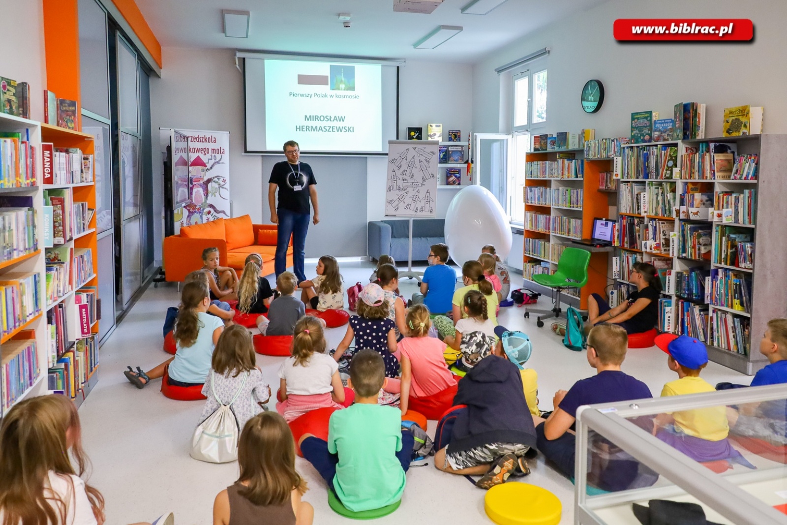 Zdjęcie w galerii na portalu naszraciborz.pl: Podróże z Panem Kleksem i Mirosławem Hermaszewskim w kolejnym tygodniu Kosmicznego Lata wiadomości z regionu