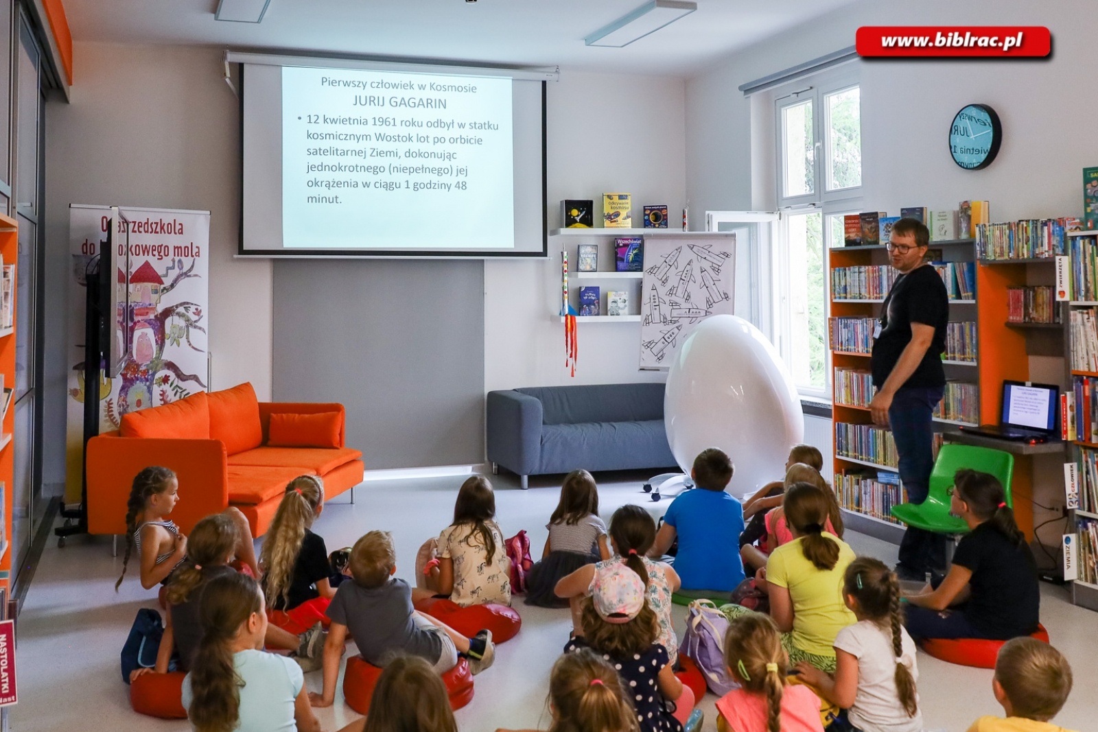 Zdjęcie w galerii na portalu naszraciborz.pl: Podróże z Panem Kleksem i Mirosławem Hermaszewskim w kolejnym tygodniu Kosmicznego Lata wiadomości z regionu