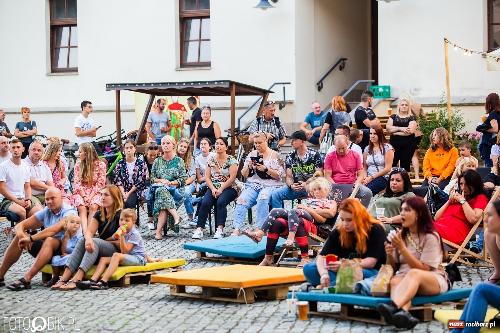 Zdjęcie w galerii na portalu naszraciborz.pl: Ed Sheeran Night na Zamku Piastowskim wiadomości z regionu