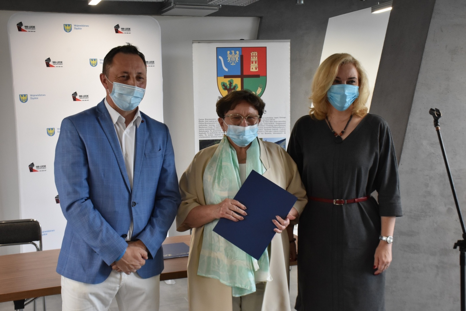 Zdjęcie w galerii na portalu naszraciborz.pl: Drogi transportu rolnego w naszym powiecie z wojewódzkim wsparciem wiadomości z regionu