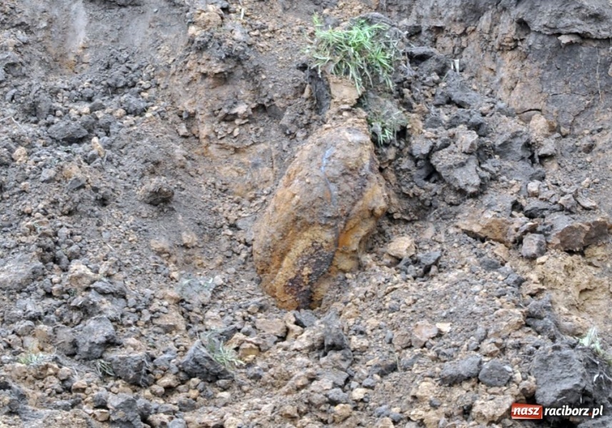 Zdjęcie w galerii na portalu naszraciborz.pl: 100-kilogramowa bomba przy Ogrodowej wiadomości z regionu