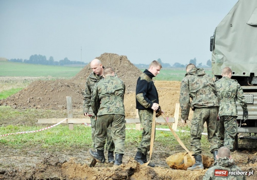 Zdjęcie w galerii na portalu naszraciborz.pl: 100-kilogramowa bomba przy Ogrodowej wiadomości z regionu