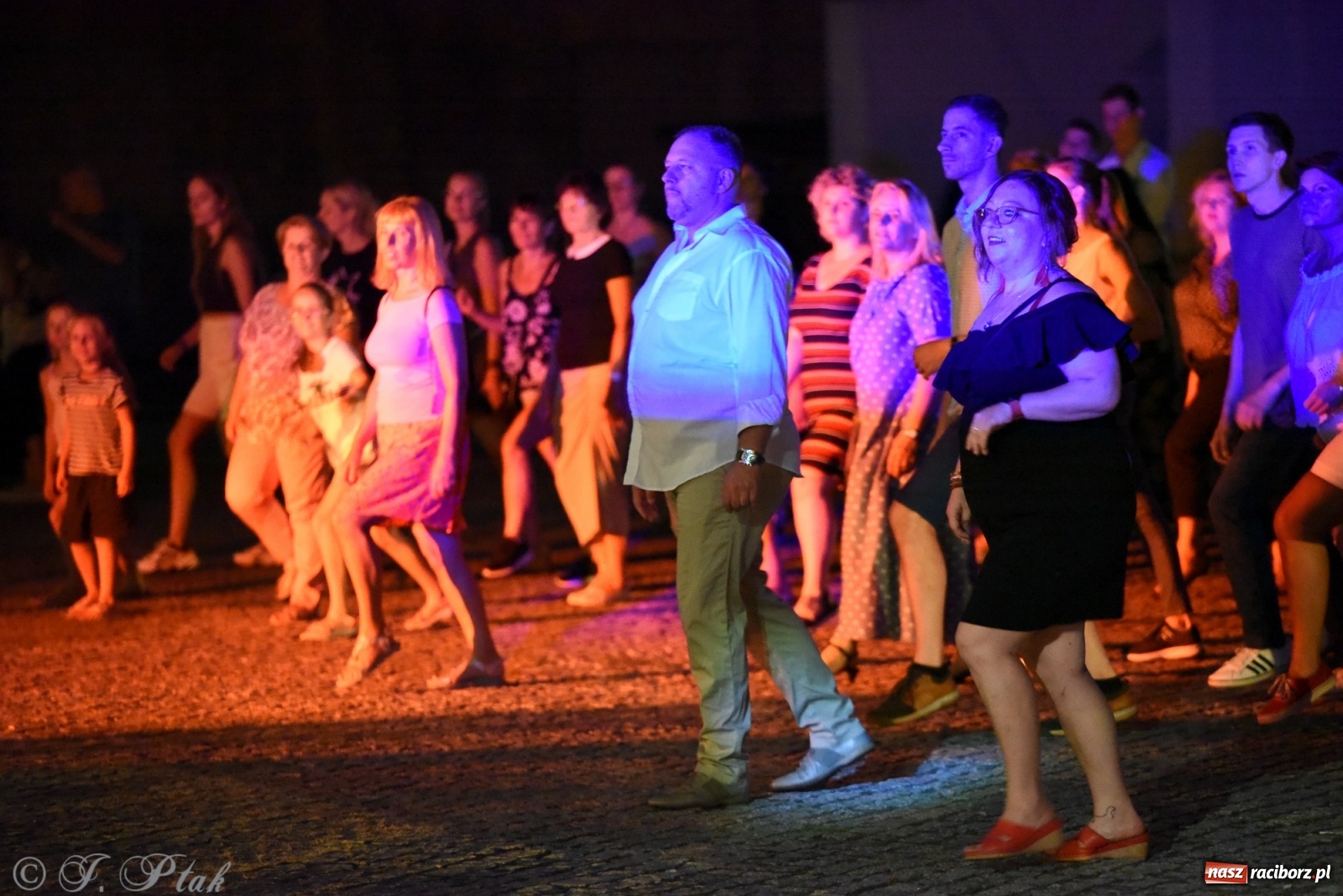 Zdjęcie w galerii na portalu naszraciborz.pl: Zamkowe LATINO PARTY ON AIR [FOTO i WIDEO] wiadomości z regionu