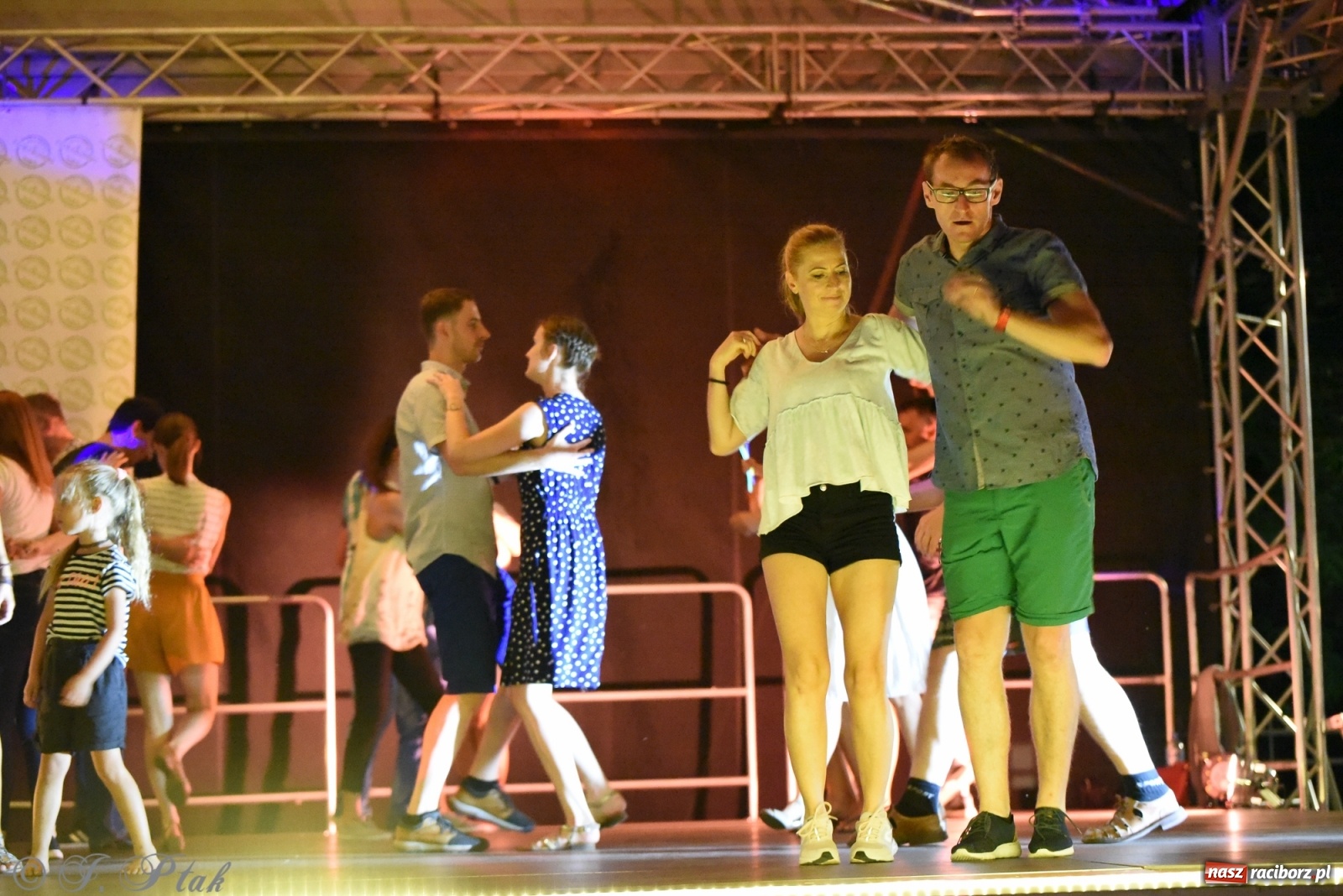 Zdjęcie w galerii na portalu naszraciborz.pl: Zamkowe LATINO PARTY ON AIR [FOTO i WIDEO] wiadomości z regionu