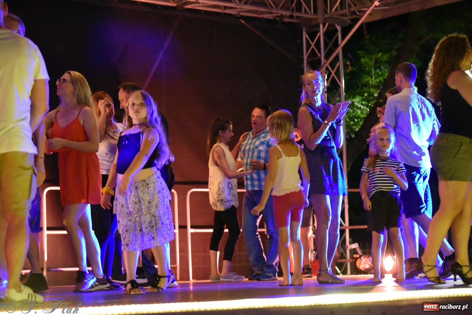 Zdjęcie w galerii na portalu naszraciborz.pl: Zamkowe LATINO PARTY ON AIR [FOTO i WIDEO] wiadomości z regionu