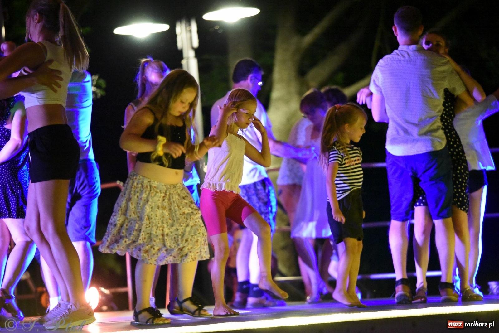 Zdjęcie w galerii na portalu naszraciborz.pl: Zamkowe LATINO PARTY ON AIR [FOTO i WIDEO] wiadomości z regionu