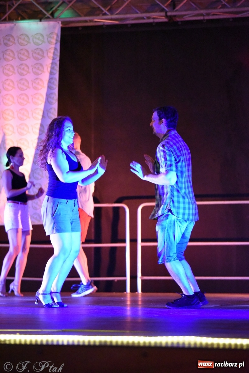 Zdjęcie w galerii na portalu naszraciborz.pl: Zamkowe LATINO PARTY ON AIR [FOTO i WIDEO] wiadomości z regionu