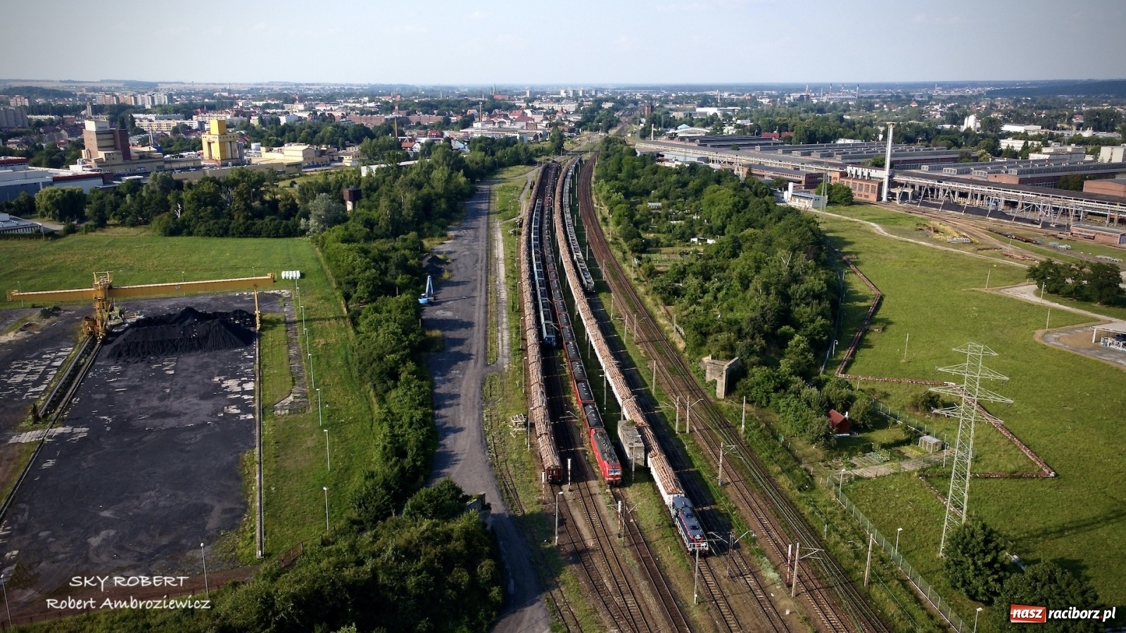 Zdjęcie w galerii na portalu naszraciborz.pl: Z Raciborza do Opawy. Magiczne zdjęcia lotnicze starej linii kolejowej wiadomości z regionu