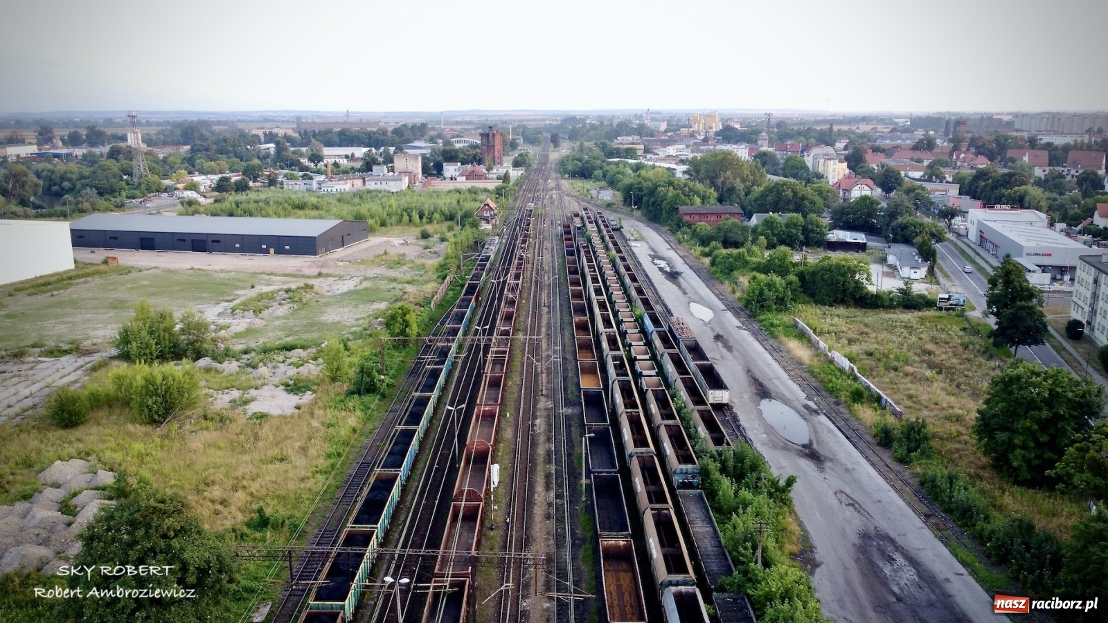 Zdjęcie w galerii na portalu naszraciborz.pl: Z Raciborza do Opawy. Magiczne zdjęcia lotnicze starej linii kolejowej wiadomości z regionu