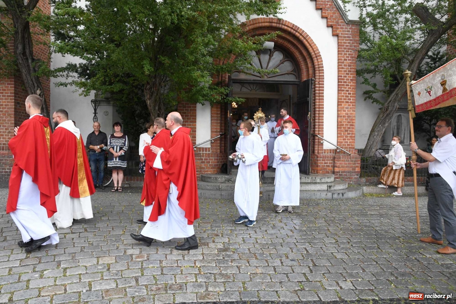 Zdjęcie w galerii na portalu naszraciborz.pl: Z Raciborza do Santiago de Compostela. Wielkie święto u św. Jakuba [FOTO i WIDEO] wiadomości z regionu