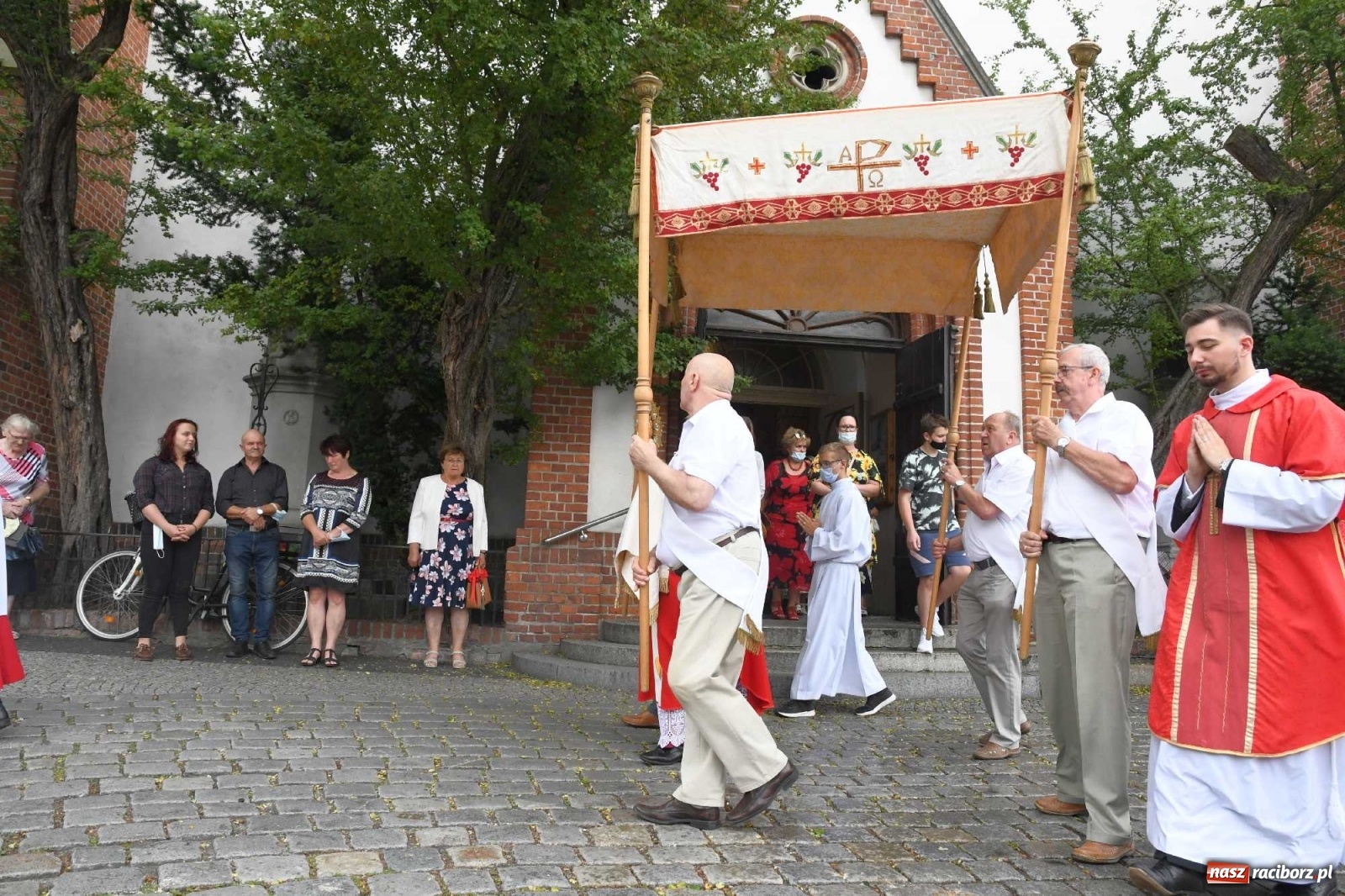 Zdjęcie w galerii na portalu naszraciborz.pl: Z Raciborza do Santiago de Compostela. Wielkie święto u św. Jakuba [FOTO i WIDEO] wiadomości z regionu