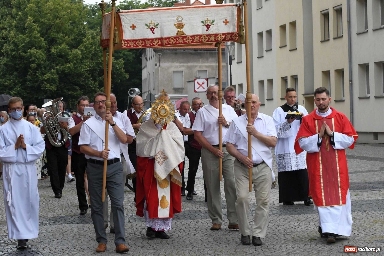 Zdjęcie w galerii na portalu naszraciborz.pl: Z Raciborza do Santiago de Compostela. Wielkie święto u św. Jakuba [FOTO i WIDEO] wiadomości z regionu