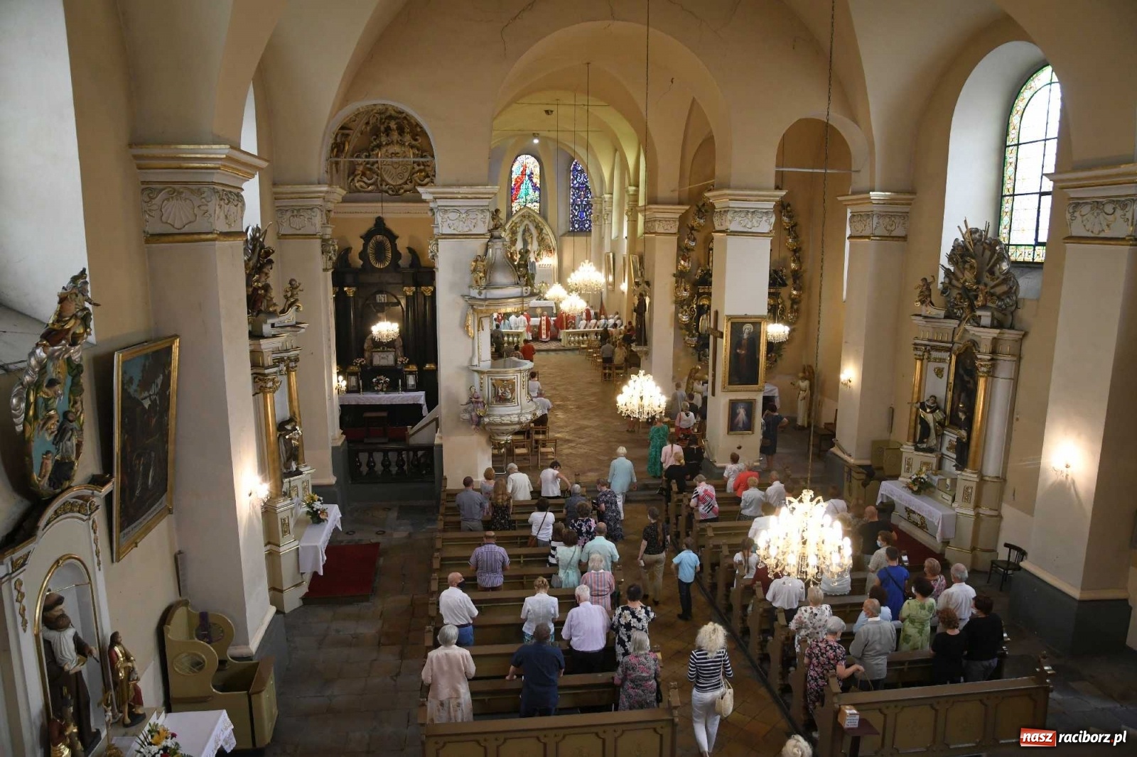 Zdjęcie w galerii na portalu naszraciborz.pl: Z Raciborza do Santiago de Compostela. Wielkie święto u św. Jakuba [FOTO i WIDEO] wiadomości z regionu