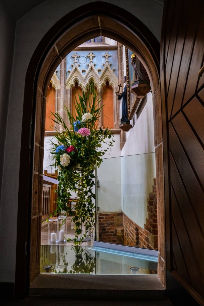 Zdjęcie w galerii na portalu naszraciborz.pl: Jak wam się podoba ślubny wystrój kaplicy zamkowej w Raciborzu? [FOTO] wiadomości z regionu