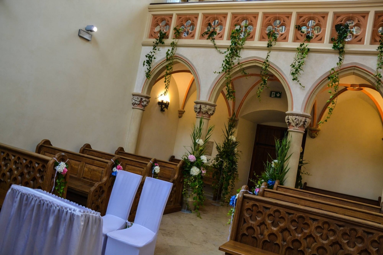 Zdjęcie w galerii na portalu naszraciborz.pl: Jak wam się podoba ślubny wystrój kaplicy zamkowej w Raciborzu? [FOTO] wiadomości z regionu