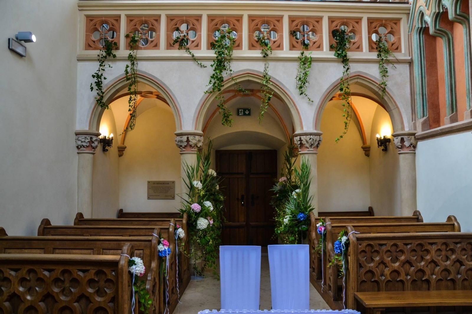 Zdjęcie w galerii na portalu naszraciborz.pl: Jak wam się podoba ślubny wystrój kaplicy zamkowej w Raciborzu? [FOTO] wiadomości z regionu