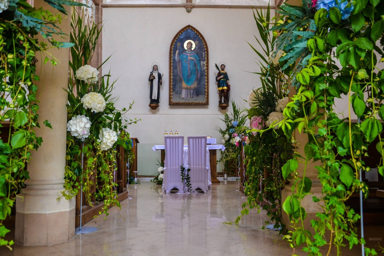 Zdjęcie w galerii na portalu naszraciborz.pl: Jak wam się podoba ślubny wystrój kaplicy zamkowej w Raciborzu? [FOTO] wiadomości z regionu