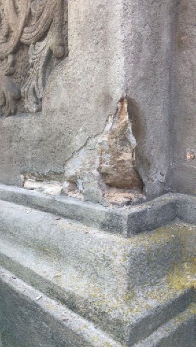 Zdjęcie w galerii na portalu naszraciborz.pl: Ruszyły prace przy odnowieniu Kolumny Maryjnej wiadomości z regionu