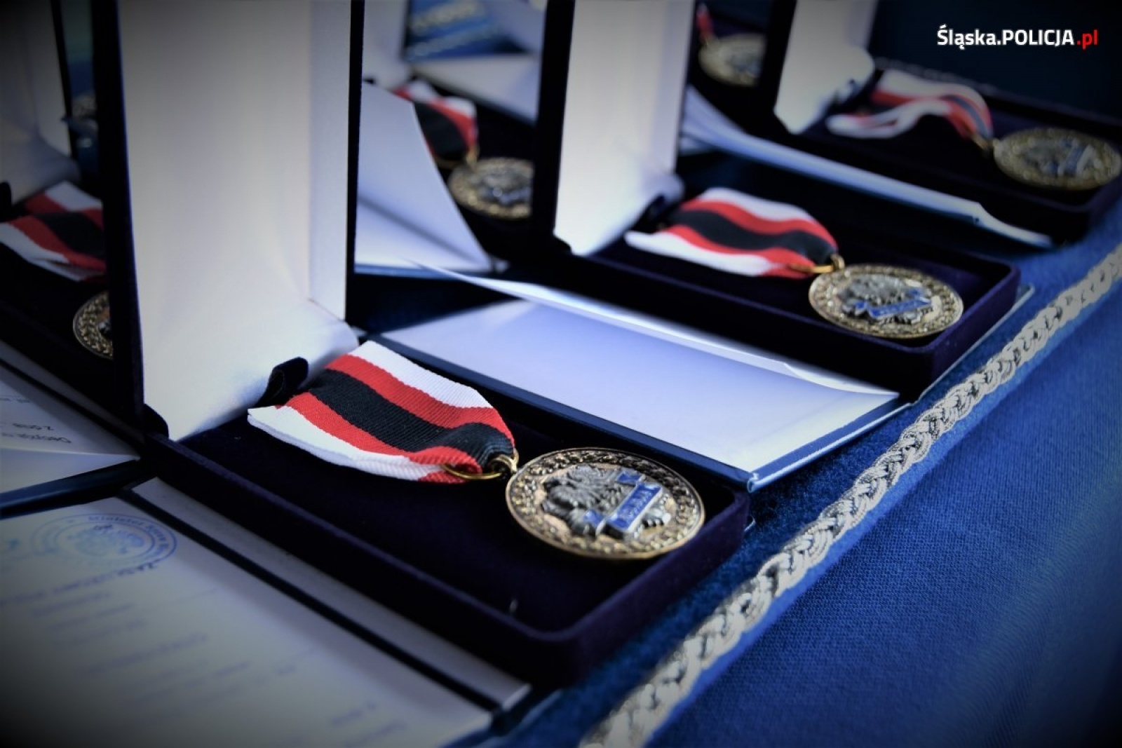 Zdjęcie w galerii na portalu naszraciborz.pl: Nowi funkcjonariusze złożyli ślubowanie. Na kolejnych czekają wakaty wiadomości z regionu