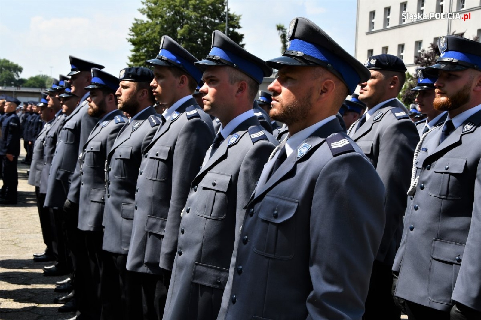 Zdjęcie w galerii na portalu naszraciborz.pl: Nowi funkcjonariusze złożyli ślubowanie. Na kolejnych czekają wakaty wiadomości z regionu