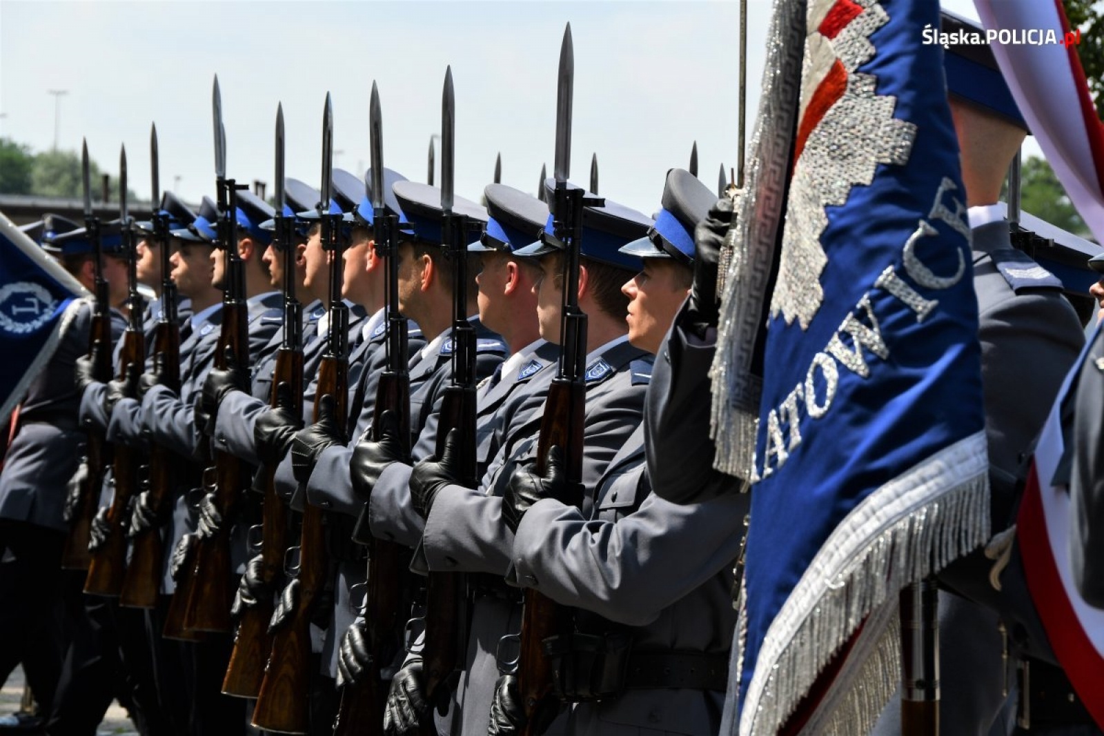 Zdjęcie w galerii na portalu naszraciborz.pl: Nowi funkcjonariusze złożyli ślubowanie. Na kolejnych czekają wakaty wiadomości z regionu