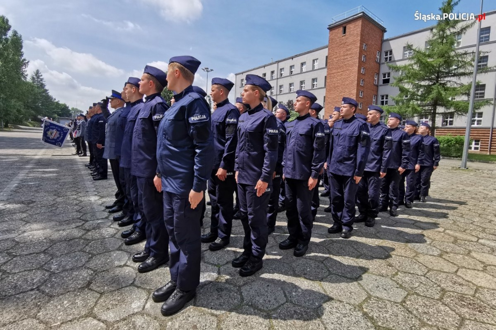 Zdjęcie w galerii na portalu naszraciborz.pl: Nowi funkcjonariusze złożyli ślubowanie. Na kolejnych czekają wakaty wiadomości z regionu