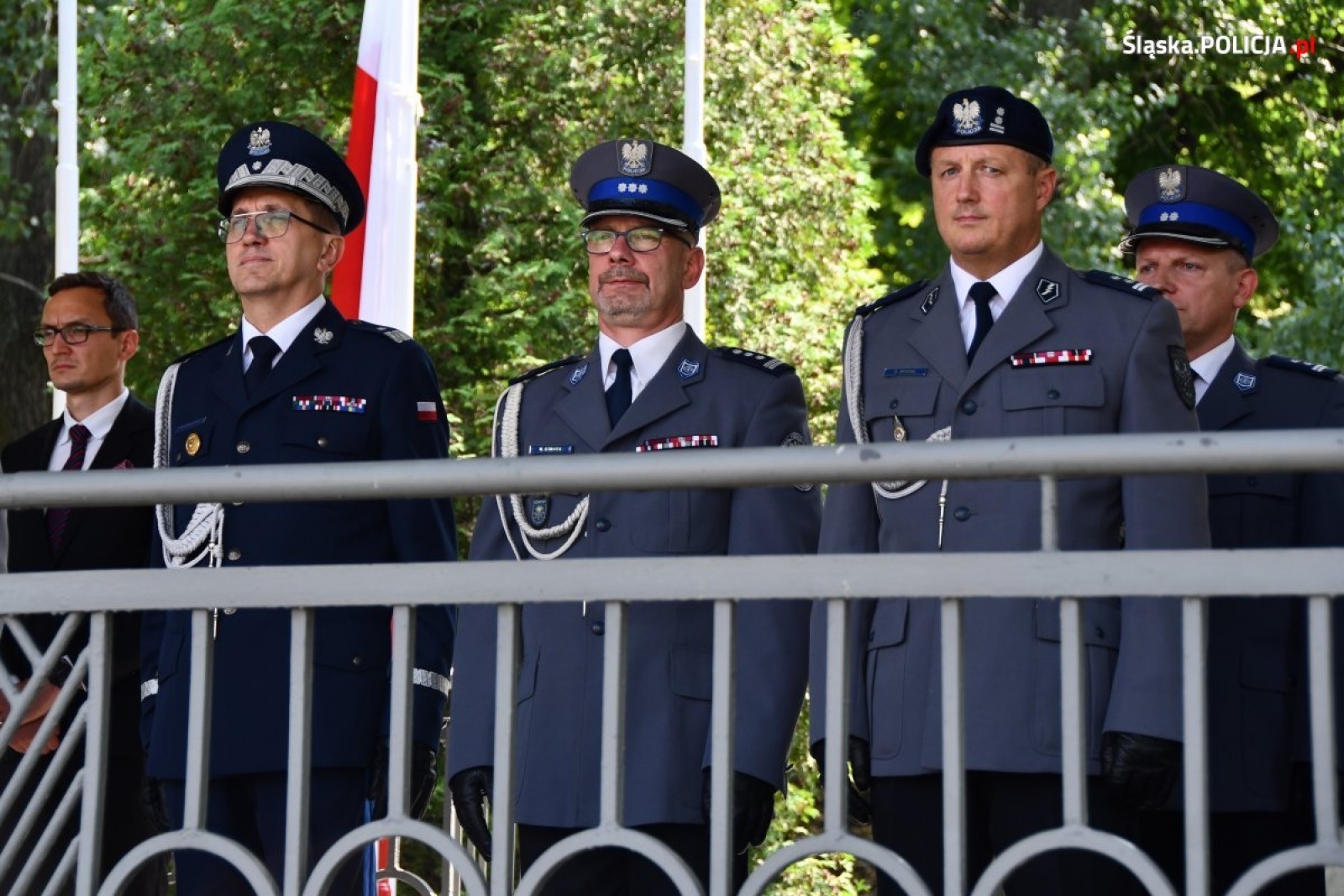 Zdjęcie w galerii na portalu naszraciborz.pl: Nowi funkcjonariusze złożyli ślubowanie. Na kolejnych czekają wakaty wiadomości z regionu