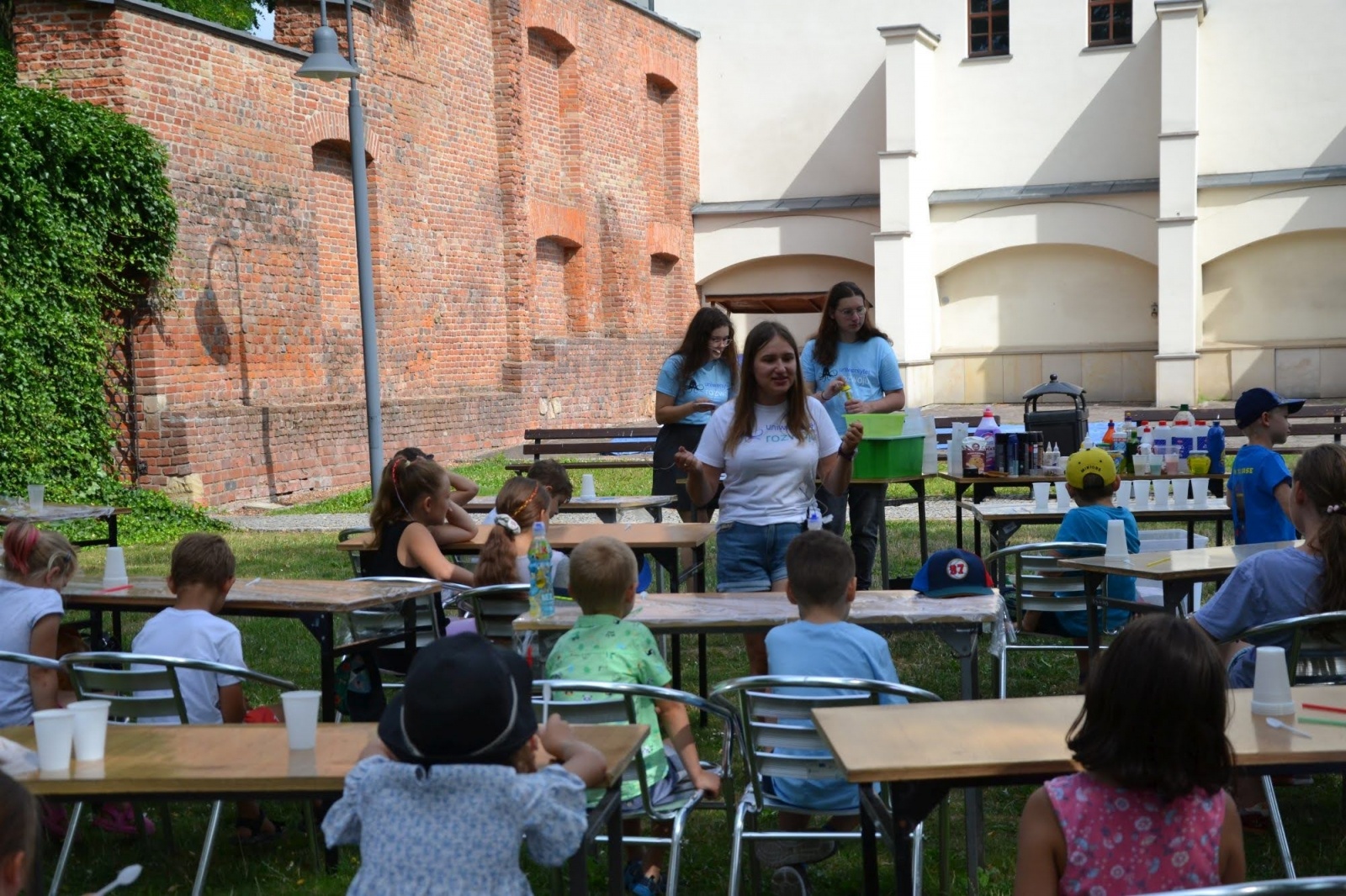 Zdjęcie w galerii na portalu naszraciborz.pl: Kreatywne wakacje na raciborskim zamku wiadomości z regionu