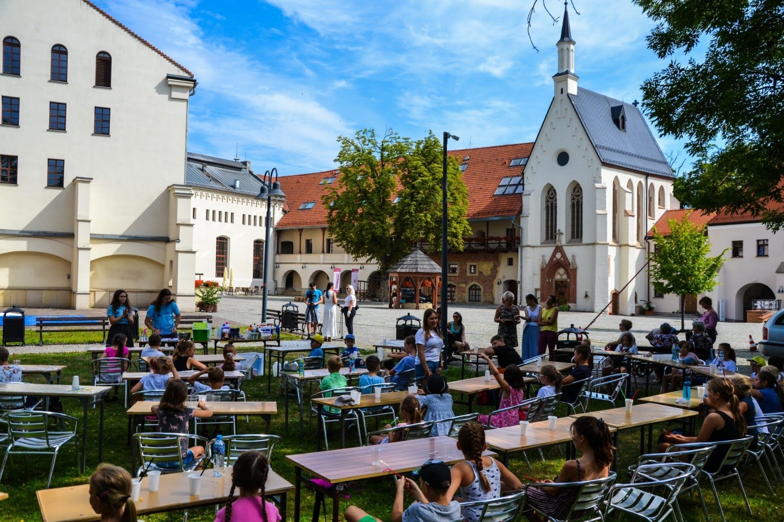 Zdjęcie w galerii na portalu naszraciborz.pl: Kreatywne wakacje na raciborskim zamku wiadomości z regionu